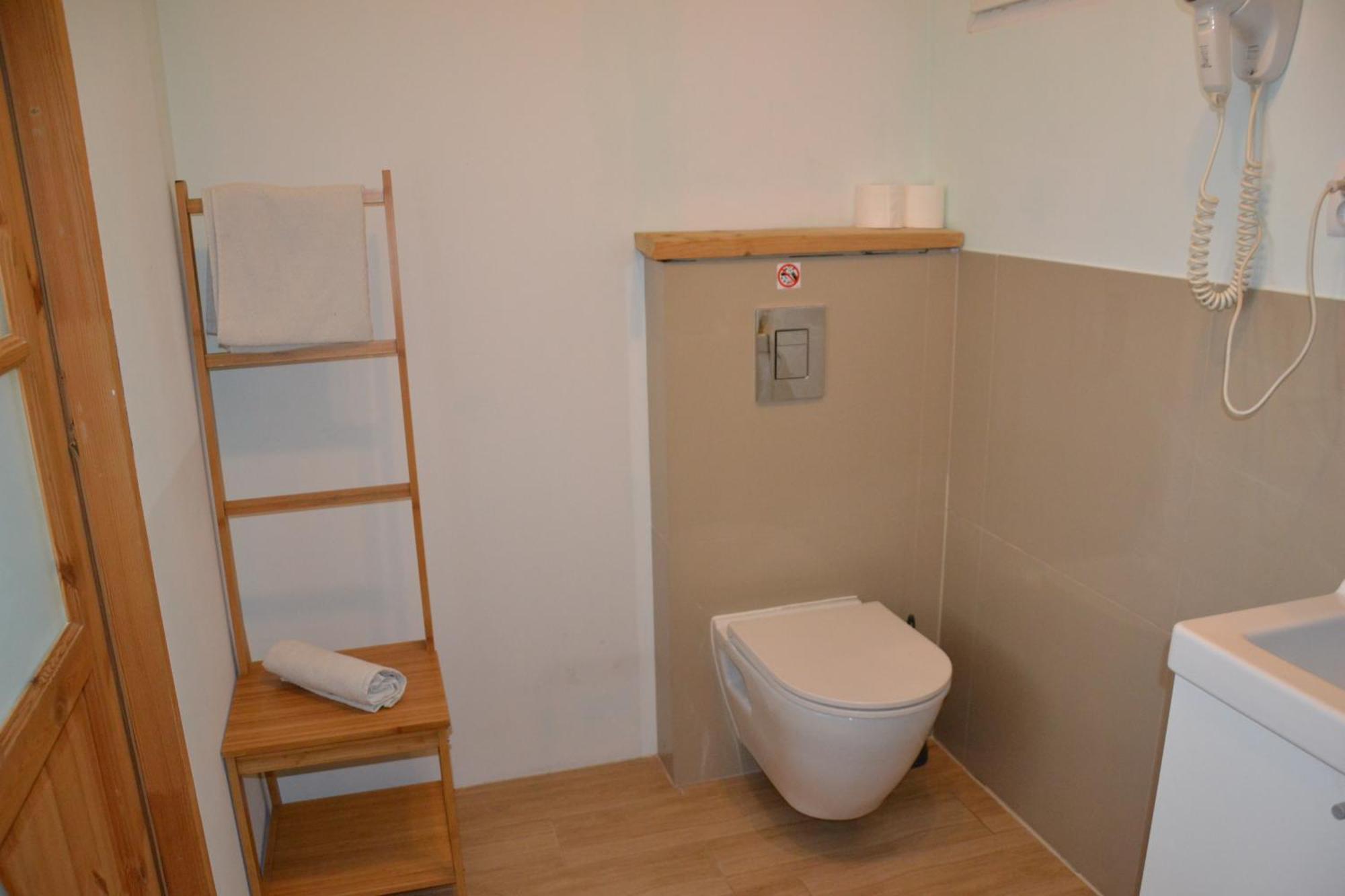 Flores Apartament Katowice Esterno foto